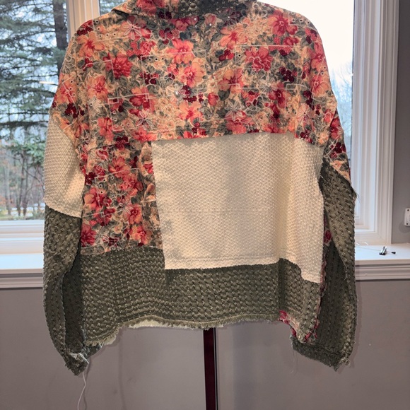 POL 100% Cottom Floral Patchwork Button-Up Shacket - Picture 4 of 6